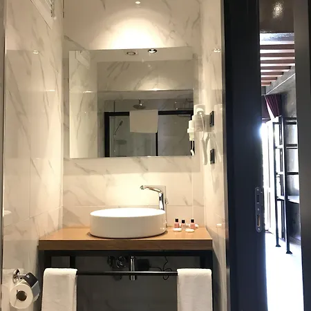 Отель Meydan Besiktas 2*