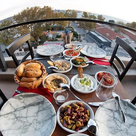 Meydan Besiktas Otel 2*