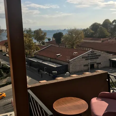 Отель Meydan Besiktas 2*